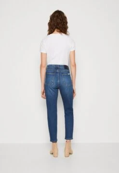 Marc O'Polo DENIM TROUSER BOYFRIEND TAPERED LEG - Jeans Tapered Fit - Multi/fresh Dark Blue -Marc OPolo Geschaft 06b1f158c8c043568192207cf3c4b62c