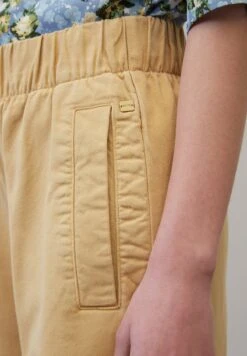 Marc O'Polo DENIM MIT ELASTISCHEM BUND - Stoffhose - Beige 12 Marc O'Polo DENIM MIT ELASTISCHEM BUND - Stoffhose - Beige -Marc OPolo Geschaft 075a07b0fa9e44cdb7ff4e8afc5897c7