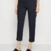 Marc O'Polo MODERN STYLE TAPERED LEG HIGH RISE WELT POCKET - Chino - Thunder Blue