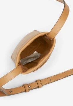 Marc O'Polo Umhängetasche - True Camel -Marc OPolo Geschaft 133e9a9802b344f7bd8abec4c871f94b