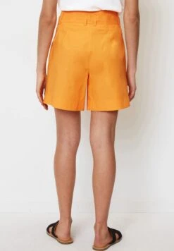 Marc O'Polo HIGH RISE PLEATS BELT - Shorts - Faded Marigold 10 Marc O'Polo HIGH RISE PLEATS BELT - Shorts - Faded Marigold -Marc OPolo Geschaft 13bb7deea7b14242887391ee8cc8c368