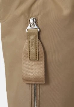 Marc O'Polo EMNI - Tagesrucksack - Dusty Earth -Marc OPolo Geschaft 1605c0e24a124e569800f8e9c9adf298