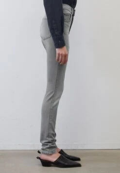 Marc O'Polo MODELL SKARA HIGH WAIST SKINNY AUS STRETCH-ORG - Jeans Slim Fit - Comfort Light Grey Wash -Marc OPolo Geschaft 1e15bf374d0e45d4b55179561ce50d47