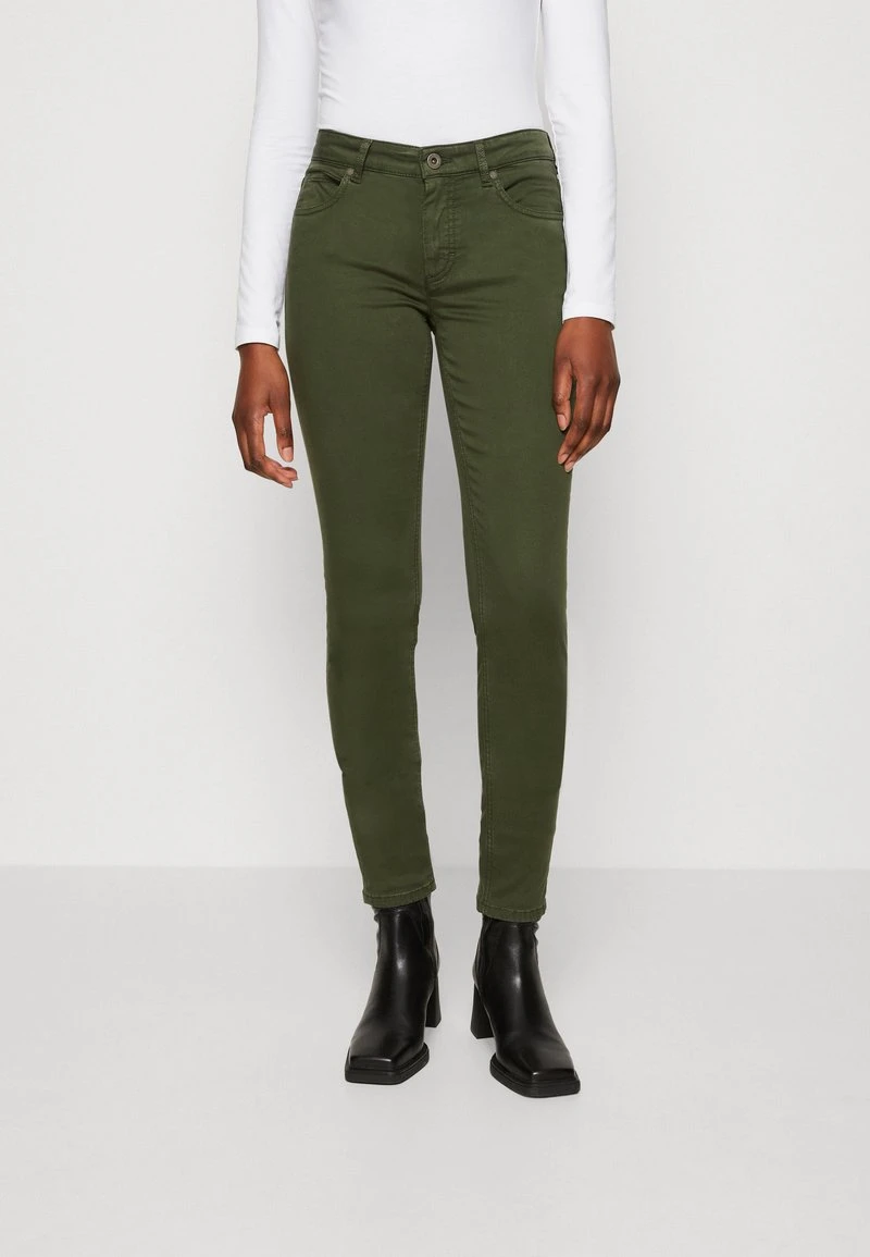 Marc O'Polo 5 POCKET MID WAIST SLIM LEG REGULAR LENGTH - Stoffhose - Wild Olive 3 Marc O'Polo 5 POCKET MID WAIST SLIM LEG REGULAR LENGTH - Stoffhose - Wild Olive