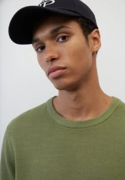 Marc O'Polo RUNDHALS REGULAR - Strickpullover - Olive 10 Marc O'Polo RUNDHALS REGULAR - Strickpullover - Olive -Marc OPolo Geschaft 20d48dbee3744ad583c36adf1cd778de