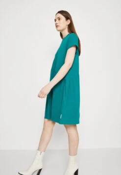 Marc O'Polo DENIM DRESS STYLE HEAVY RAW RUFFLES - Jerseykleid - Green -Marc OPolo Geschaft 2364a18cf0814a669dcedbcee6ac286e