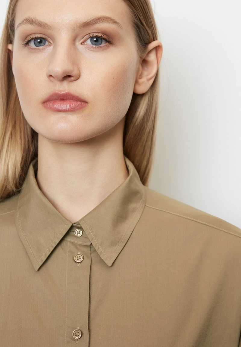Marc O'Polo LONG SLEEVE CASUAL MODERN DROPPED SHOULDER SOLID - Hemdbluse - Dusty Earth 5 Marc O'Polo LONG SLEEVE CASUAL MODERN DROPPED SHOULDER SOLID - Hemdbluse - Dusty Earth – Bild 3