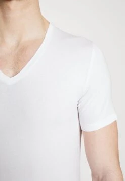 Marc O'Polo ESSENTIALS 2 PACK V NECK SHIRT - Unterhemd/-shirt - White -Marc OPolo Geschaft 2d326c1f1c26442aa2416d1d143162e8