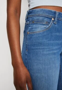 Marc O'Polo DENIM TROUSER REGULAR WAIST REGULAR LENGTH - Jeans Slim Fit - Mid Cobalt Blue -Marc OPolo Geschaft 2ef137676bfc4f4ea0352aba9952834d