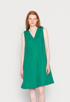 Marc O'Polo DRESS A SHAPE V NECKLINE SLEEVELESS - Freizeitkleid - Preppy Green