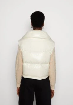 Marc O'Polo VEST FLAP POCKETS - Weste - Chalky Sand -Marc OPolo Geschaft 3620f05d66d54f99b214fb2962edfded