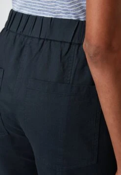 Marc O'Polo BARREL SHAPE MIT GUMMIZUG - Stoffhose - Deep Blue Sea -Marc OPolo Geschaft 382cf454e8f1472c90c0a7e3bb0758e3