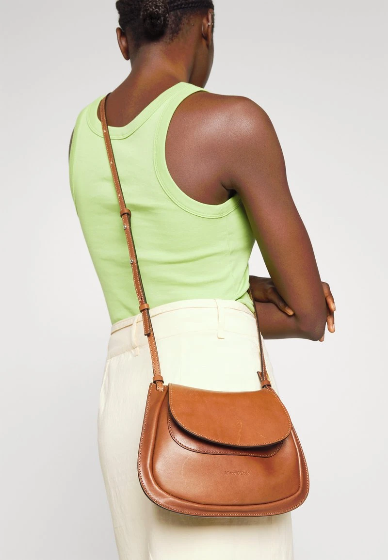 Marc O'Polo AURI - Umhängetasche - Toffee Brown 3 Marc O'Polo AURI - Umhängetasche - Toffee Brown