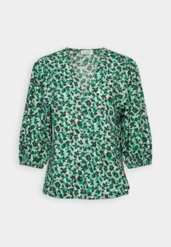 Marc O'Polo DEEP V NECK VOLUME SLEEVE ELASTIC HEM PRINTED - Bluse - Green -Marc OPolo Geschaft 3ef6aa4f41054b81beddffb9126d134a