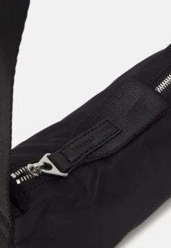 Marc O'Polo ERLINA - Umhängetasche - Black -Marc OPolo Geschaft 4431b51161284edd8007ab863a51a67d