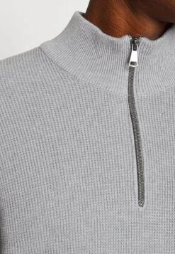 Marc O'Polo DENIM LONG SLEEVE TROYER COLLAR - Strickpullover - Mid Grey 12 Marc O'Polo DENIM LONG SLEEVE TROYER COLLAR - Strickpullover - Mid Grey -Marc OPolo Geschaft 44ff6d5d06404f80bfd6ce4cc0f225d0