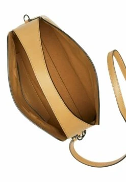 Marc O'Polo MOD TYNA - Handtasche - True Camel -Marc OPolo Geschaft 466c40ce444e4fa1a88584e3613253a6