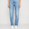 Marc O'Polo DENIM TROUSER HIGH WAIST TAPERED LEG REGULAR LENGTH - Jeans Relaxed Fit - Multi/vintage Mid Blue 1 Marc O'Polo DENIM TROUSER HIGH WAIST TAPERED LEG REGULAR LENGTH - Jeans Relaxed Fit - Multi/vintage Mid Blue -Marc OPolo Geschaft 4f41793381d74bd296939a2fd5269835