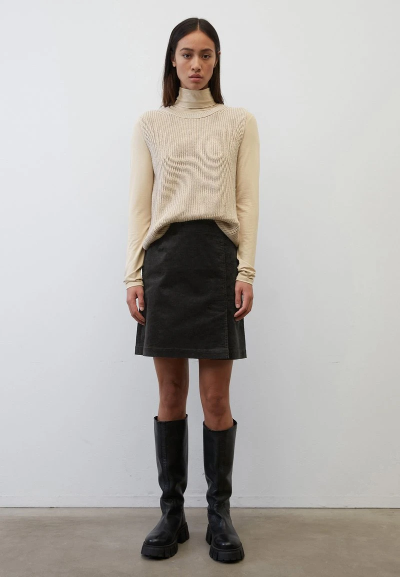 Marc O'Polo PULLUNDER SLEEVELES ROUND NECK - Strickpullover - Frosty Sand Melange 7 Marc O'Polo PULLUNDER SLEEVELES ROUND NECK - Strickpullover - Frosty Sand Melange – Bild 5