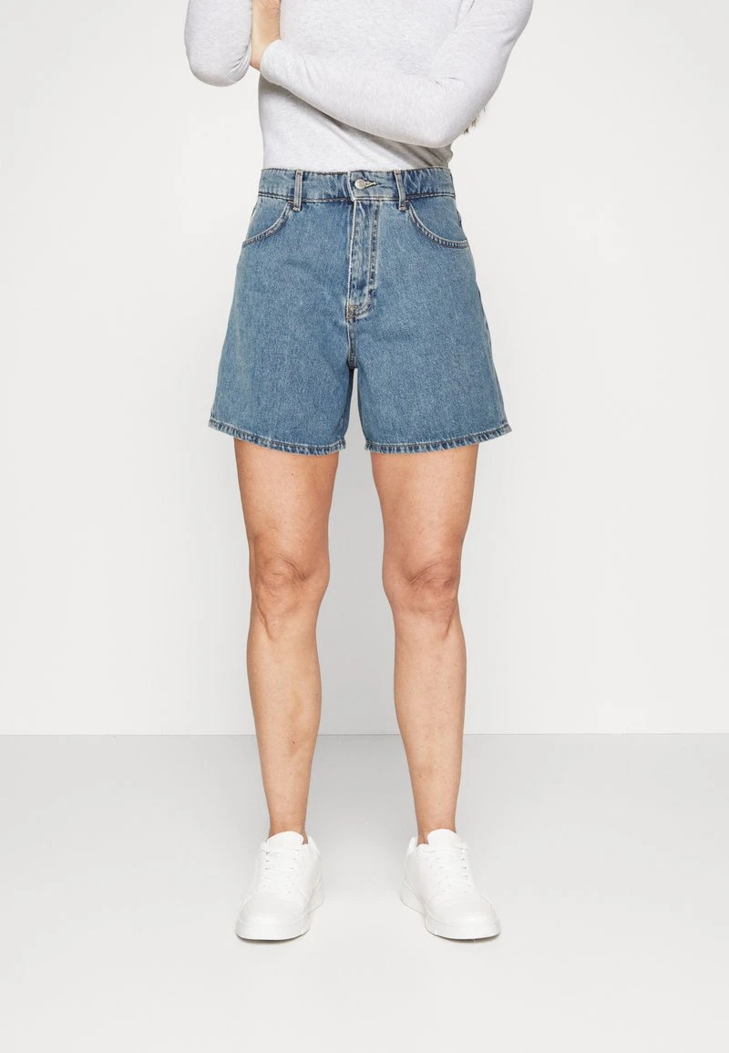 Marc O'Polo DENIM HIGH WAIST SHAPED FIT BERMUDA LENGTH STITCHED - Jeans Shorts - Multi/light Vintage Cobalt Blu 3 Marc O'Polo DENIM HIGH WAIST SHAPED FIT BERMUDA LENGTH STITCHED - Jeans Shorts - Multi/light Vintage Cobalt Blu