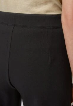 Marc O'Polo AUS KOMPAKTEM INTERLOCK - Stoffhose - Black -Marc OPolo Geschaft 5904b9e41e67482494cd98acd169527b