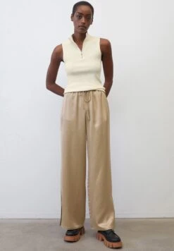 Marc O'Polo ÄRMELLOSES ZIP-TROYER SHAPED - Top - Chalky Sand -Marc OPolo Geschaft 5f9bf05804da4cab8f4c142ee5bb8635