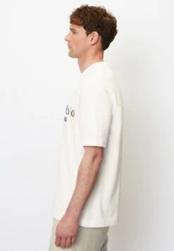 Marc O'Polo MIT LOGO-STICKEREI - T-Shirt Print - White -Marc OPolo Geschaft 650e1b5eefae4daeaaf3df221109a4c5