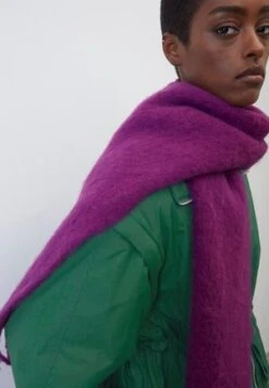 Marc O'Polo QUADRATISCHES - Schal - Spring Pine -Marc OPolo Geschaft 65ff39f6cf87441da20a3a983c9a4ba0