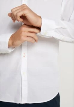 Marc O'Polo FINE BEDFORD GARMENT DYED - Hemd - White -Marc OPolo Geschaft 69ad26ceb5cd49e39a843dfacabe8287