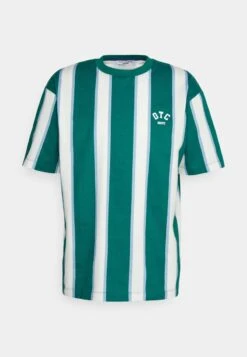 Marc O'Polo DENIM SHORT SLEEVE VERTICAL EMBROIDERY - T-Shirt Print - Multi/green 12 Marc O'Polo DENIM SHORT SLEEVE VERTICAL EMBROIDERY - T-Shirt Print - Multi/green -Marc OPolo Geschaft 6a15e30eef014570ae678446490f194b