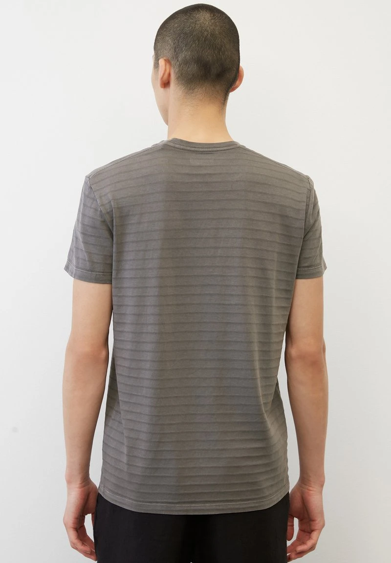 Marc O'Polo COLDDYE FÄR - T-Shirt Print - Moonless Sky 4 Marc O'Polo COLDDYE FÄR - T-Shirt Print - Moonless Sky – Bild 2