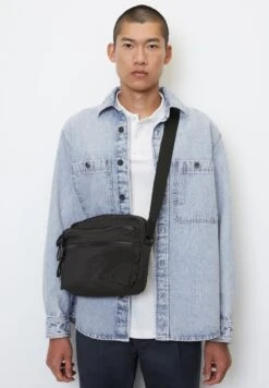 Marc O'Polo MIT WASSERABWEISENDEM ZIPPER - Umhängetasche - Black
