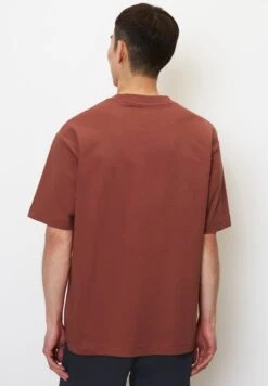 Marc O'Polo MIT LOGO-STICKEREI - T-Shirt Print - Tall Poppy -Marc OPolo Geschaft 6d8c25744e8342feb940b1937fbce78e