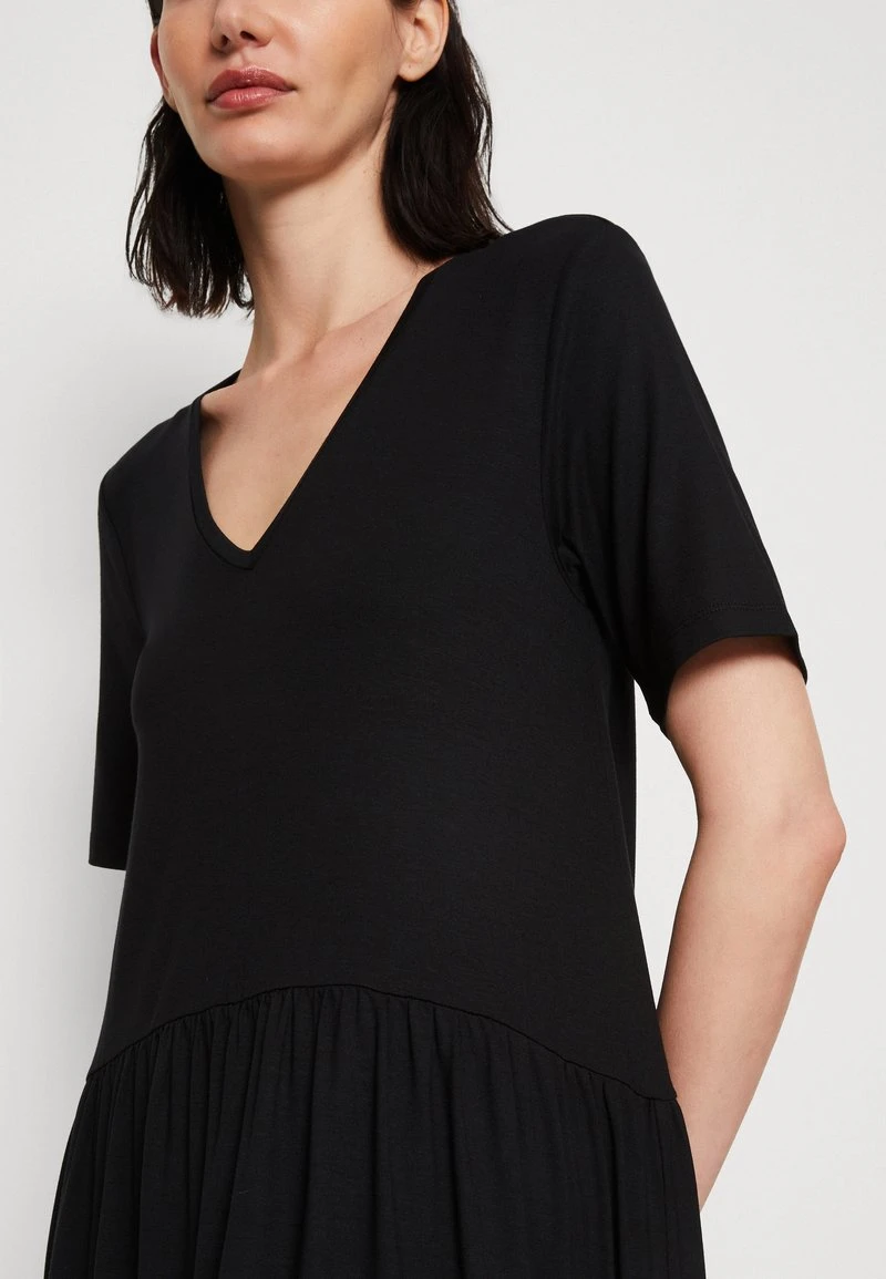 Marc O'Polo EASY FIT - Jerseykleid - Black 8 Marc O'Polo EASY FIT - Jerseykleid - Black – Bild 6