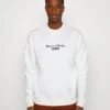 Marc O'Polo DENIM LONG SLEEVE LOGO PRINT ARTWORK - Sweatshirt - Egg White -Marc OPolo Geschaft 714ad43d70644d75ab7f5ff9a99ac4bf