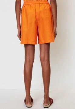 Marc O'Polo HIGH WAISTMIT TEIL-ELASTISCHEM BUND - Shorts - Marigold Orange 10 Marc O'Polo HIGH WAISTMIT TEIL-ELASTISCHEM BUND - Shorts - Marigold Orange -Marc OPolo Geschaft 730b2123a29549859d766ef3f7b3eef9