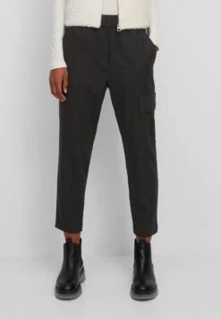 Marc O'Polo TAILORED JOGG-PANTS AUS VISKOSE-WOLLE-MIX - Cargohose - Black