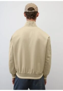 Marc O'Polo REGULAR MIT STEHKRAGEN - Bomberjacke - Soft Mocca 9 Marc O'Polo REGULAR MIT STEHKRAGEN - Bomberjacke - Soft Mocca -Marc OPolo Geschaft 83ebc5bb48824b35bc8d36cb84c3e985
