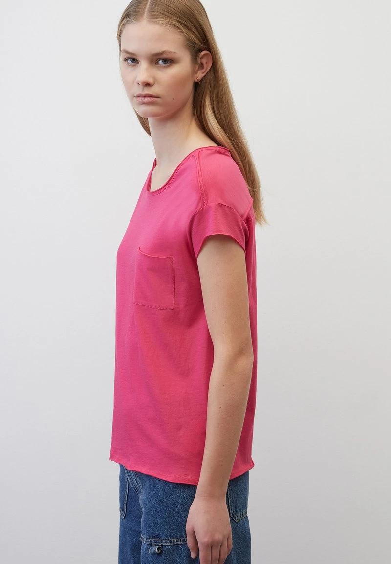 Marc O'Polo DENIM KURZARM MIT AUS LE - T-Shirt Basic - Fresh Fuschia 6 Marc O'Polo DENIM KURZARM MIT AUS LE - T-Shirt Basic - Fresh Fuschia – Bild 4