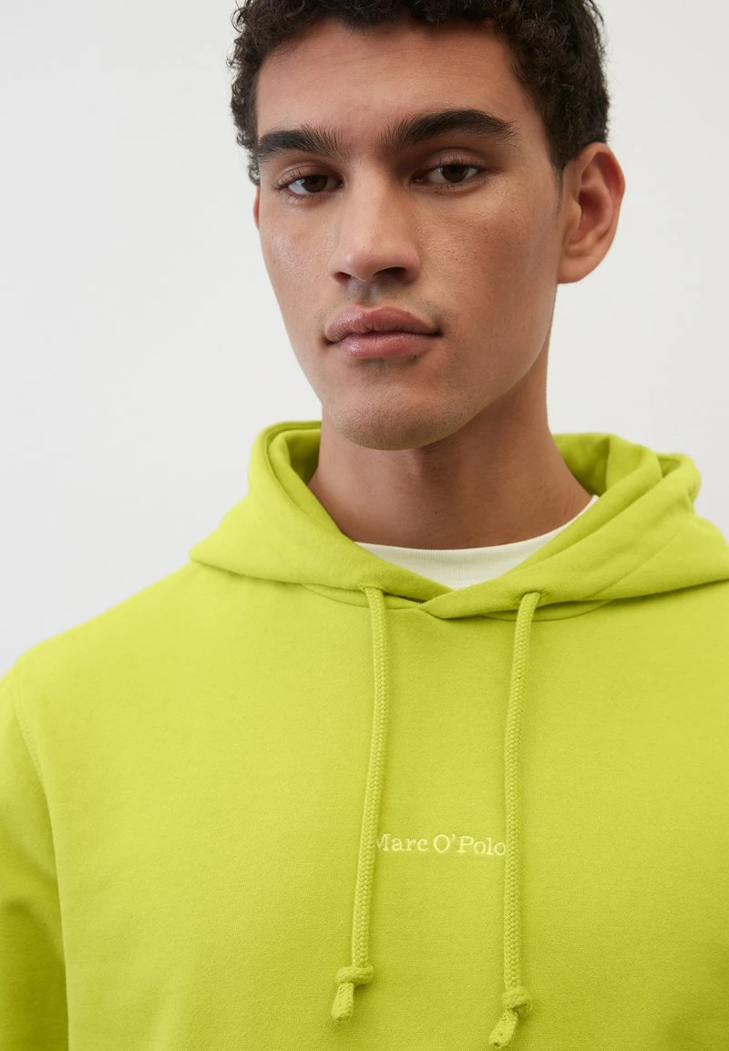 Marc O'Polo KAPUZEN- REGULAR AUS REINER BIO - Kapuzenpullover - Acid Green 6 Marc O'Polo KAPUZEN- REGULAR AUS REINER BIO - Kapuzenpullover - Acid Green – Bild 4