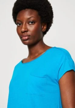 Marc O'Polo DENIM SHORT SLEEVE CHEST POCKET - T-Shirt Basic - Crystal Seas -Marc OPolo Geschaft 9d6aefdecb424032aa532400a1117532