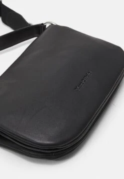 Marc O'Polo LARA - Umhängetasche - Black -Marc OPolo Geschaft 9dac65d5d69543f49716e640dc6c78c6