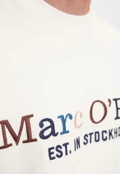 Marc O'Polo MIT LOGO-STICKEREI - T-Shirt Print - White -Marc OPolo Geschaft 9e17912ffe7f4156a4f33577733af908