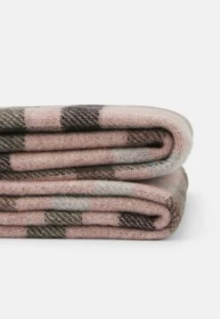 Marc O'Polo Schal - Multi Blooming Lilac 10 Marc O'Polo Schal - Multi Blooming Lilac -Marc OPolo Geschaft a03d5363c9c24eadb916159c6e46723e