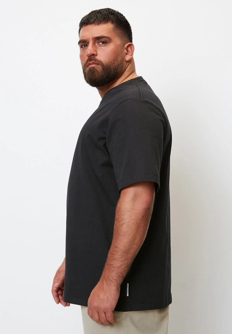 Marc O'Polo REGULAR AUS HEAVY WEIGHT - T-Shirt Basic - Black 6 Marc O'Polo REGULAR AUS HEAVY WEIGHT - T-Shirt Basic - Black – Bild 4
