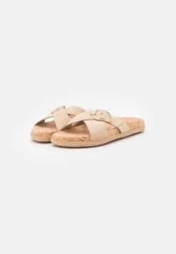 Marc O'Polo KIARA - Pantolette Flach - Sand 10 Marc O'Polo KIARA - Pantolette Flach - Sand -Marc OPolo Geschaft a31d998a731c48cf948bc99349e37f54