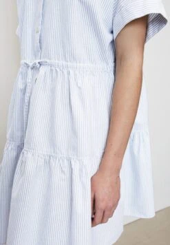 Marc O'Polo DENIM Blusenkleid - Multi Blue Clay -Marc OPolo Geschaft a3eb5faae8dd4e849e12ffc2da9f43df