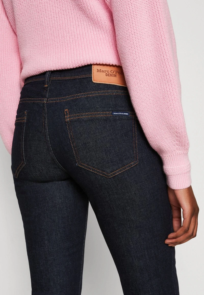 Marc O'Polo DENIM TROUSER REGULAR WAIST REGULAR LENGTH - Jeans Slim Fit - Multi/dark Blue Rinse 8 Marc O'Polo DENIM TROUSER REGULAR WAIST REGULAR LENGTH - Jeans Slim Fit - Multi/dark Blue Rinse – Bild 6