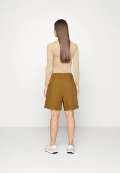 Marc O'Polo HIGH RISE PLEATS BELT - Shorts - Wood Brown -Marc OPolo Geschaft aa6c6ffe923b4a869d9fde982da3ea9d