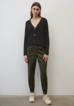 Marc O'Polo V-NECK-CARDIGAN CROPPED AUS HEAVY-WEIGHT-ORG - Strickjacke - Black -Marc OPolo Geschaft ad47161488304f37b8c3b631a035835c